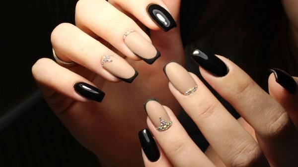 Acrylic Nails Course